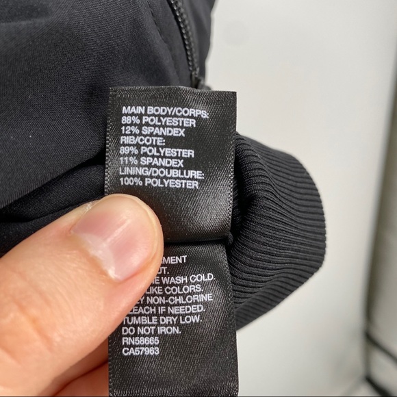 Zella- Black Lightweight Active Jacket 2 Pocket - Picture 5 of 7